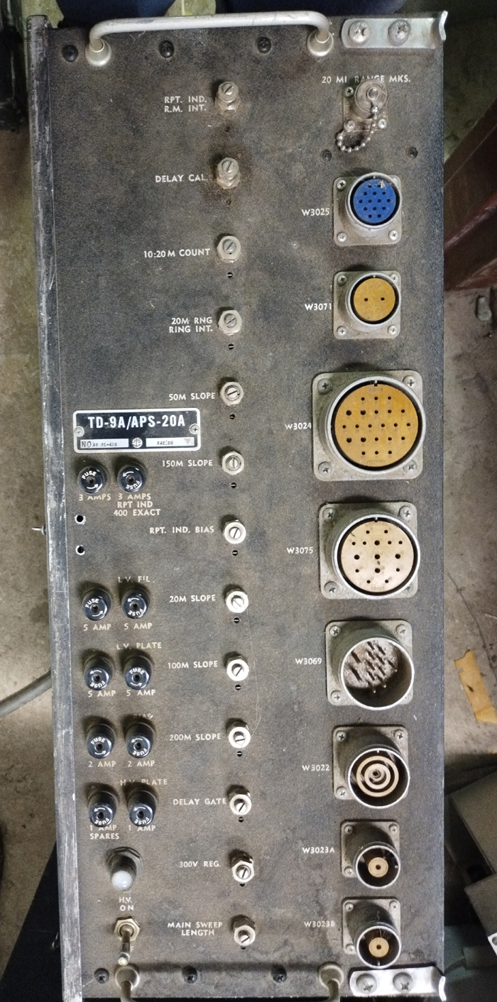 /aps20a jf powe supply and sync unit 6692.jpg